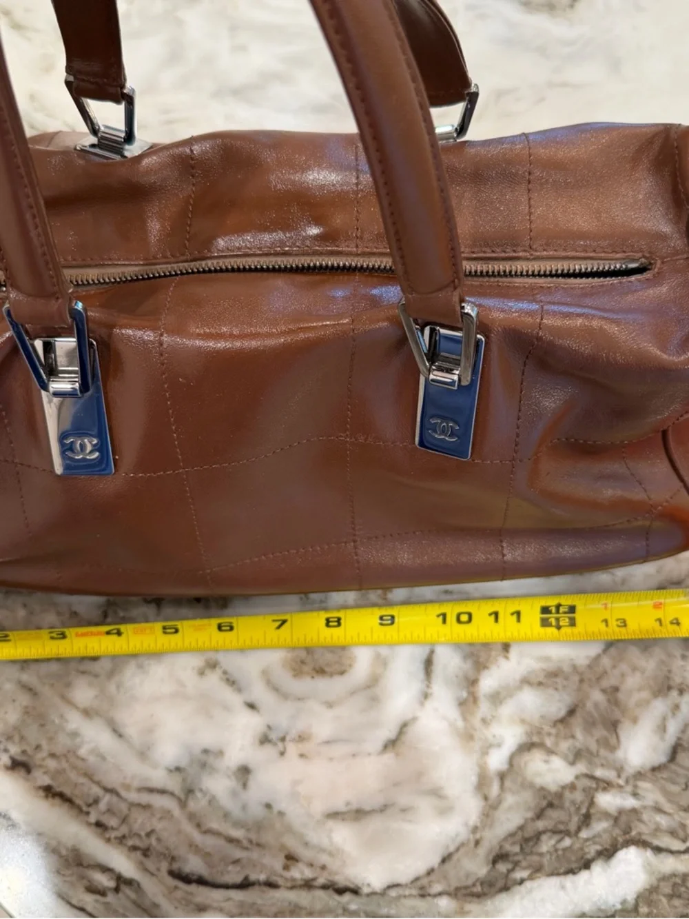 ✨CHANEL Chocolate Bar Brown Quilted Leather Duffel Bag with Silver Hardware - Picture 12 of 17